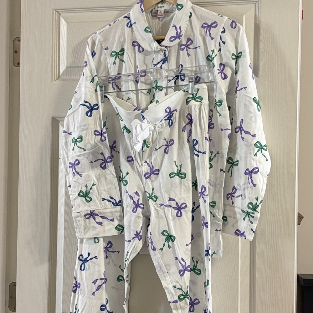 NWT! J Crew pajama set - Picture 3 of 10